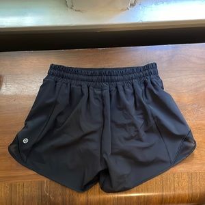 Lululemon Hotty Hot Shorts, 2.5”
